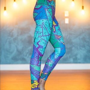 Athletic Leggings in Wild Wonder Pattern